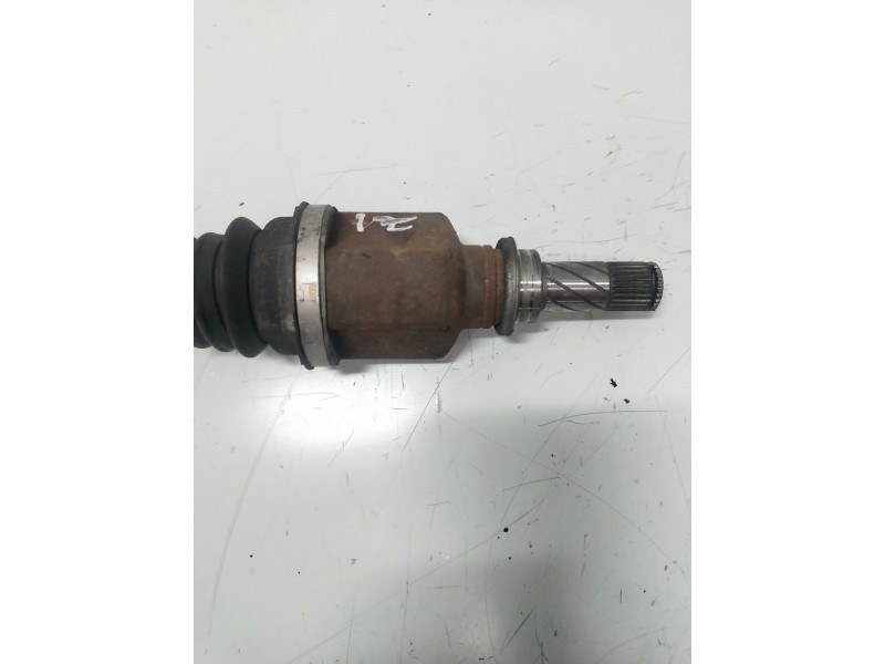 Recambio de transmision delantera izquierda para renault modus pack dynamique referencia OEM IAM 8200511225  