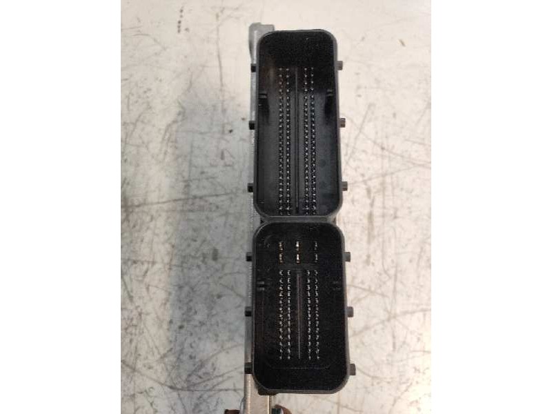 Recambio de centralita motor uce para subaru xv executive referencia OEM IAM 2757001002 22611AU260 GG