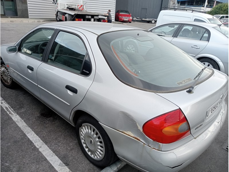 ford mondeo berlina (gd) del año 1999