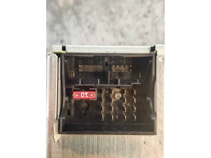 Recambio de sistema audio / radio cd para volkswagen polo (9n3) advance referencia OEM IAM   