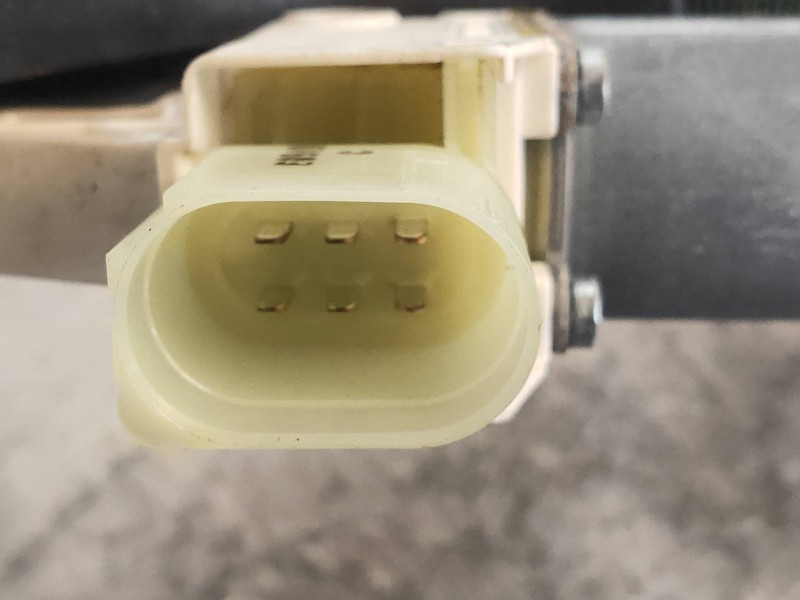 Recambio de elevalunas delantero izquierdo para bmw serie 5 lim. (f10) 525d referencia OEM IAM 914546102 72481710 72715639 51337