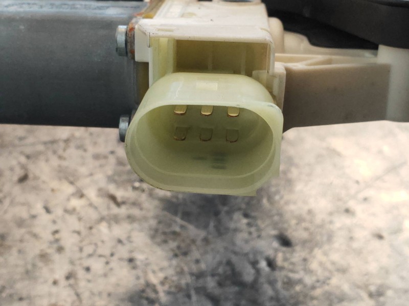 Recambio de elevalunas delantero derecho para bmw serie 5 lim. (f10) 525d referencia OEM IAM 914547102 72481720 72715649 5133718