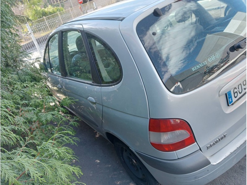 renault scenic (ja..) del año 2002