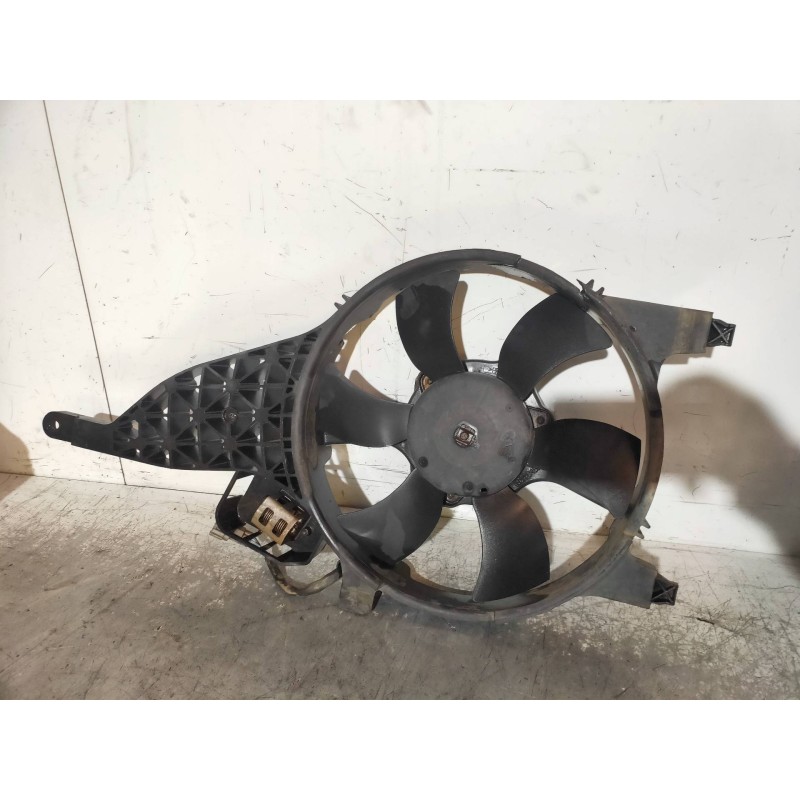 Recambio de electroventilador para nissan navara pick-up (d40m) doble cab se 4x4 referencia OEM IAM 92120EB400 5020430 CALSONIC