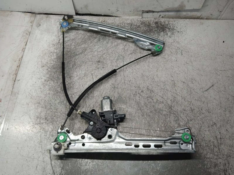 Recambio de elevalunas delantero izquierdo para renault megane iv berlina 5p 1.5 dci diesel fap energy referencia OEM IAM 807215