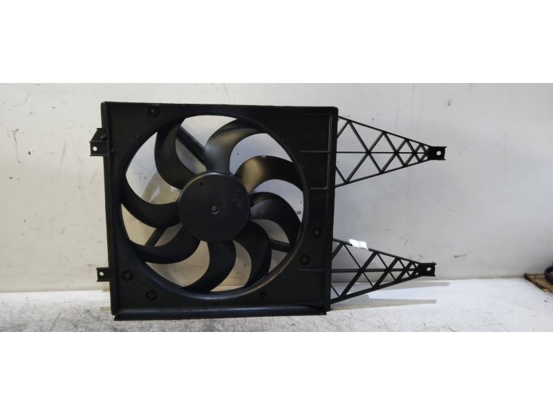 Recambio de electroventilador para skoda fabia (5j2 ) style referencia OEM IAM 6Q0121207N  
