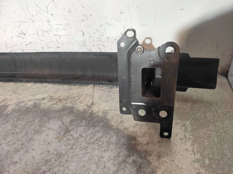 Recambio de refuerzo paragolpes delantero para volkswagen polo (9n3) advance referencia OEM IAM   