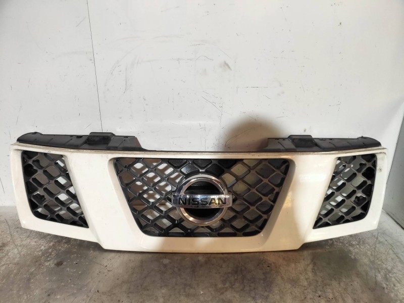 Recambio de rejilla delantera para nissan navara pick-up (d40m) doble cab se 4x4 referencia OEM IAM   