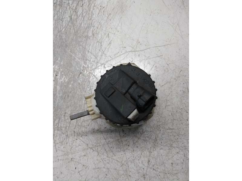 Recambio de faro antiniebla izquierdo para fiat doblo i cargo 1.3 jtd basis furgón techo alto referencia OEM IAM   