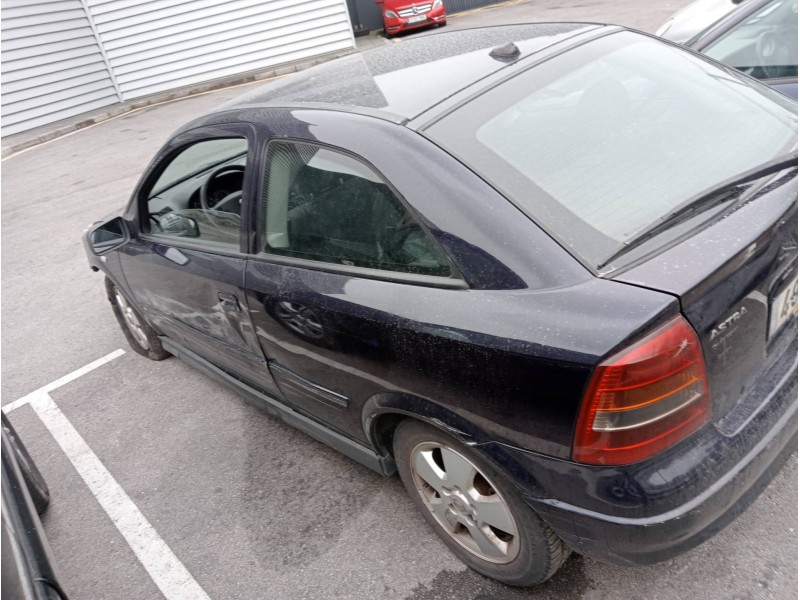 opel astra g berlina del año 2003