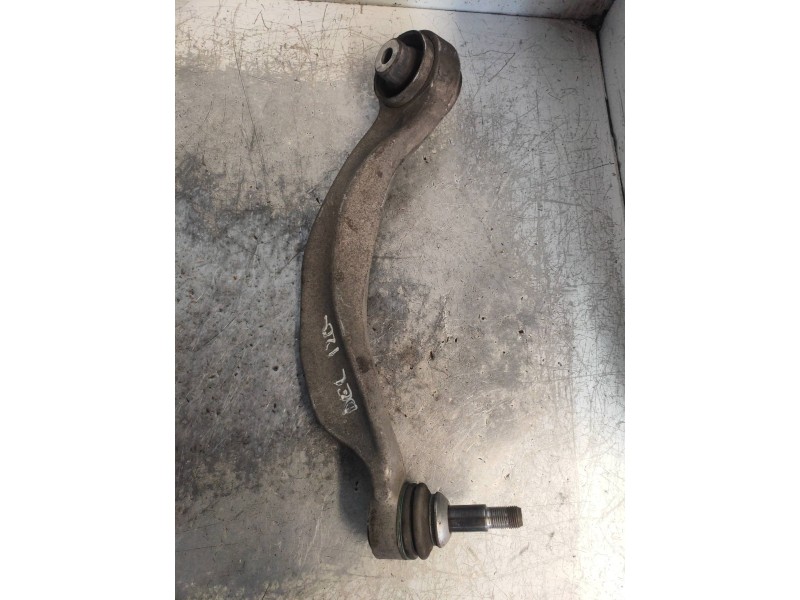 Recambio de brazo suspension inferior delantero izquierdo para bmw serie 5 lim. (f10) 525d referencia OEM IAM   31126794203