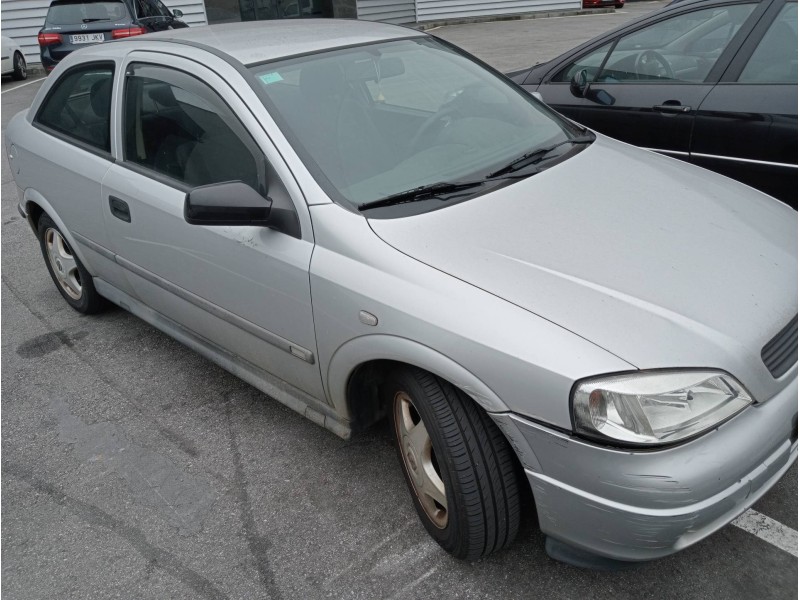 opel astra g berlina del año 1999