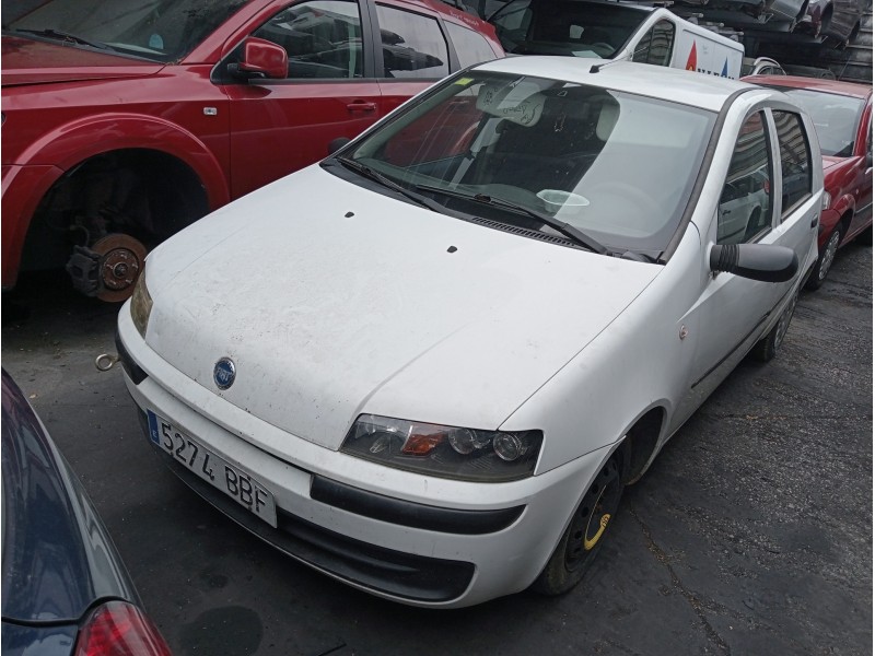 fiat punto berlina (188) del año 2000