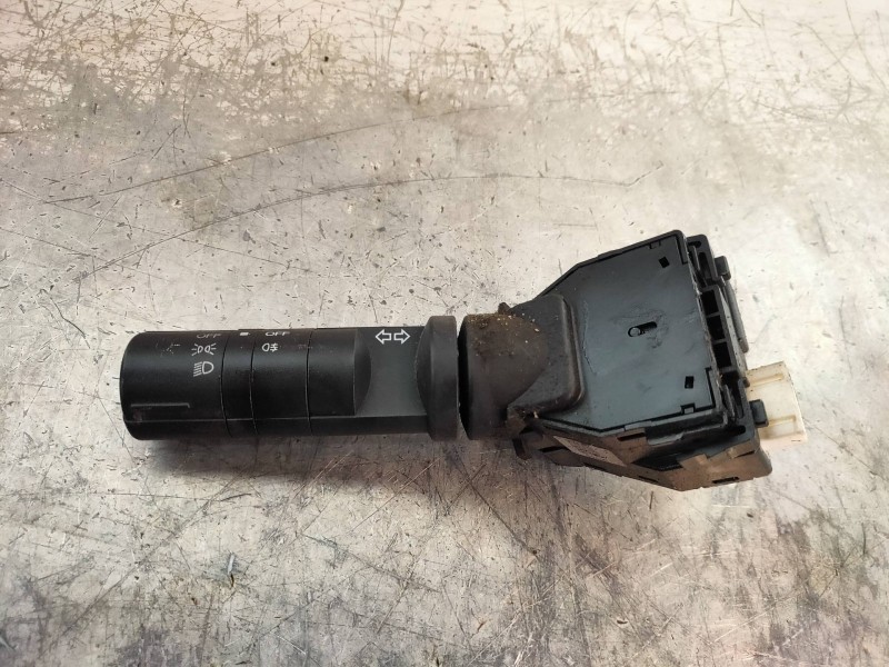 Recambio de mando luces para nissan navara pick-up (d40m) doble cab se 4x4 referencia OEM IAM 25540EB305  