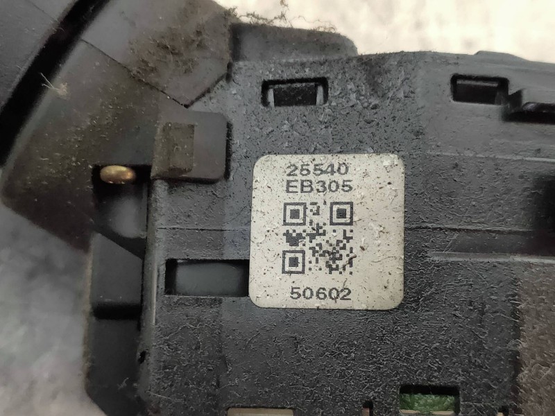 Recambio de mando luces para nissan navara pick-up (d40m) doble cab se 4x4 referencia OEM IAM 25540EB305  