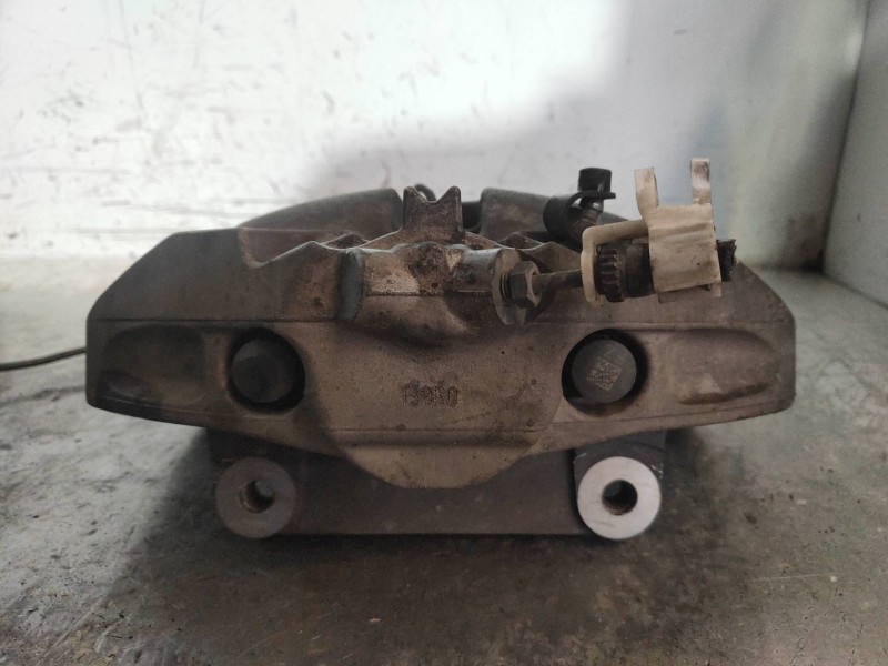 Recambio de pinza freno delantera izquierda para bmw serie 5 lim. (f10) 525d referencia OEM IAM   34116786817