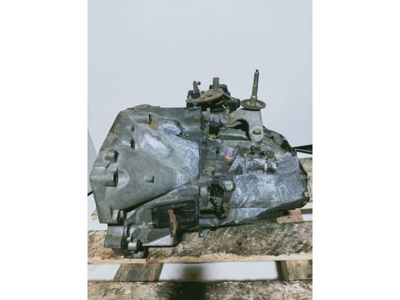 Recambio de caja cambios para citroen c4 berlina exclusive referencia OEM IAM 20MB16 0518800 