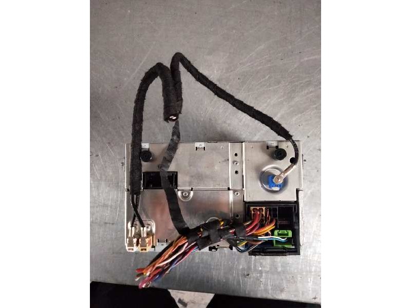 Recambio de sistema navegacion gps para volkswagen passat berlina (3c2) highline referencia OEM IAM 7612002071 1K0035198C VWZ1ZF