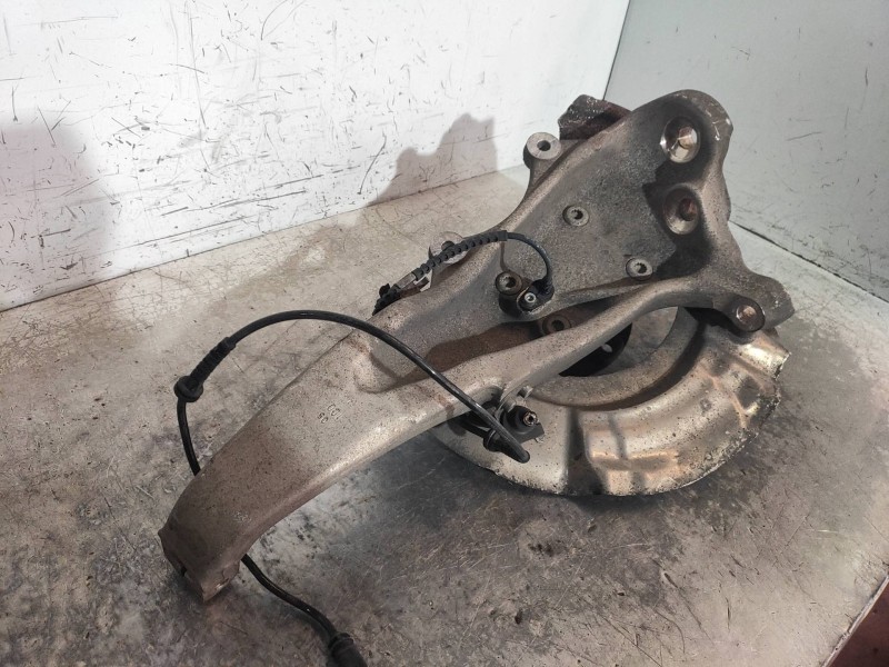 Recambio de mangueta delantera derecha para bmw serie 5 lim. (f10) 525d referencia OEM IAM   31216775770