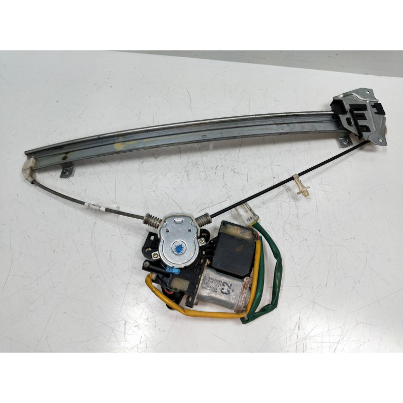 Recambio de elevalunas delantero derecho para mitsubishi space wagon (n80/n90) 2,4 glx referencia OEM IAM MR349204 0620200222 5P