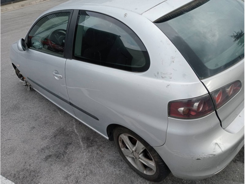 seat ibiza (6l1) del año 2008