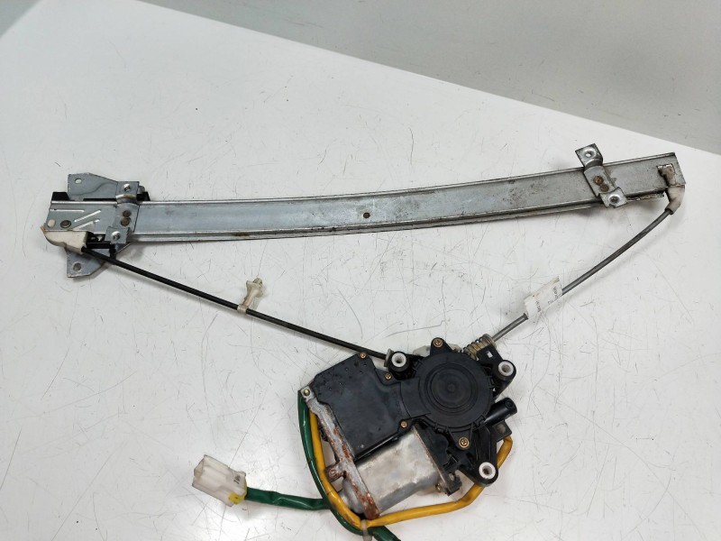 Recambio de elevalunas delantero derecho para mitsubishi space wagon (n80/n90) 2.4 gdi cat referencia OEM IAM MR349204 062020022