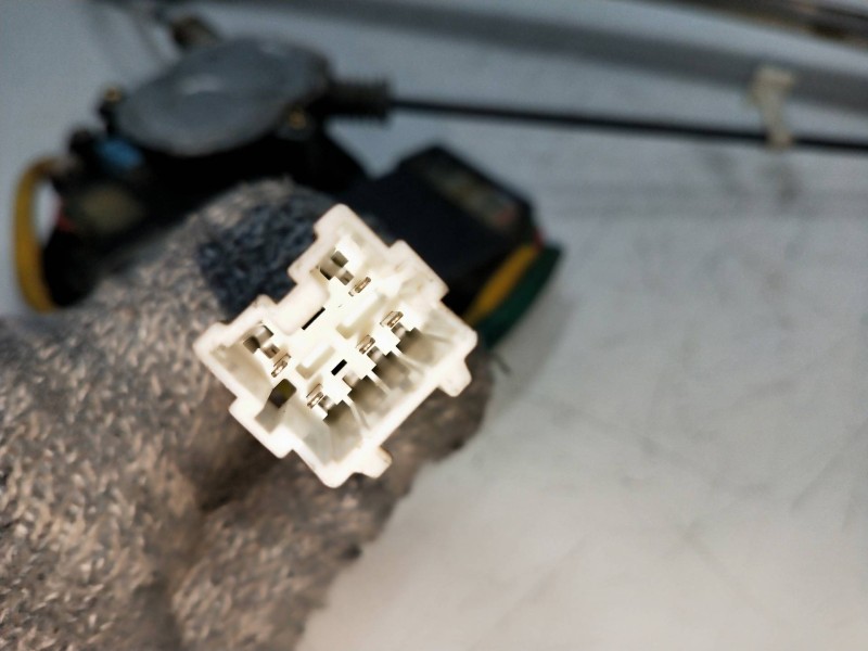 Recambio de elevalunas delantero derecho para mitsubishi space wagon (n80/n90) 2.4 gdi cat referencia OEM IAM MR349204 062020022