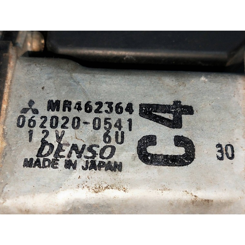 Recambio de elevalunas trasero derecho para mitsubishi space wagon (n80/n90) 2.4 gdi cat referencia OEM IAM MR462364 0620200541 