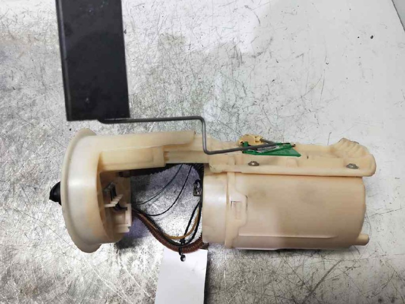 Recambio de bomba combustible para audi a6 berlina (4b2) 2.4 v6 30v referencia OEM IAM 4B0919051G 228233002005 VDO AFORADOR Recambio de bomba combustible para audi a6 berlina (4b2) 2.4 v6 30v referencia OEM IAM 4B0919051G 228233002005 VDO AFORADOR