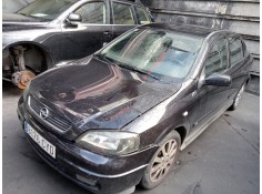 opel astra g berlina del año 2004