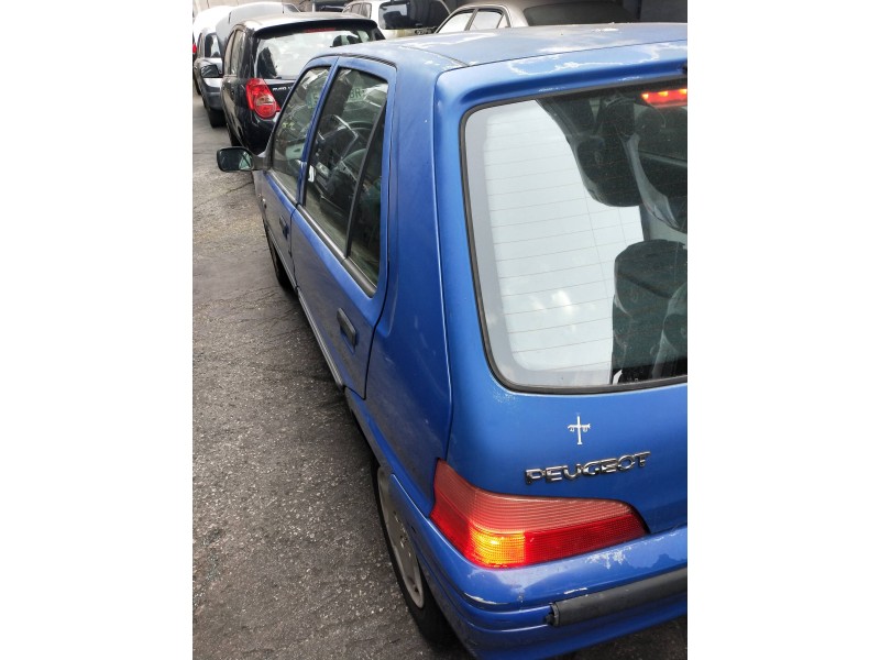 peugeot 106 (s2) del año 2000