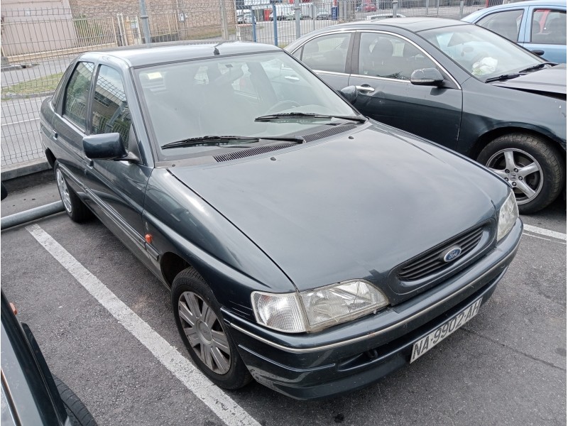 ford escort berlina/turnier del año 1993