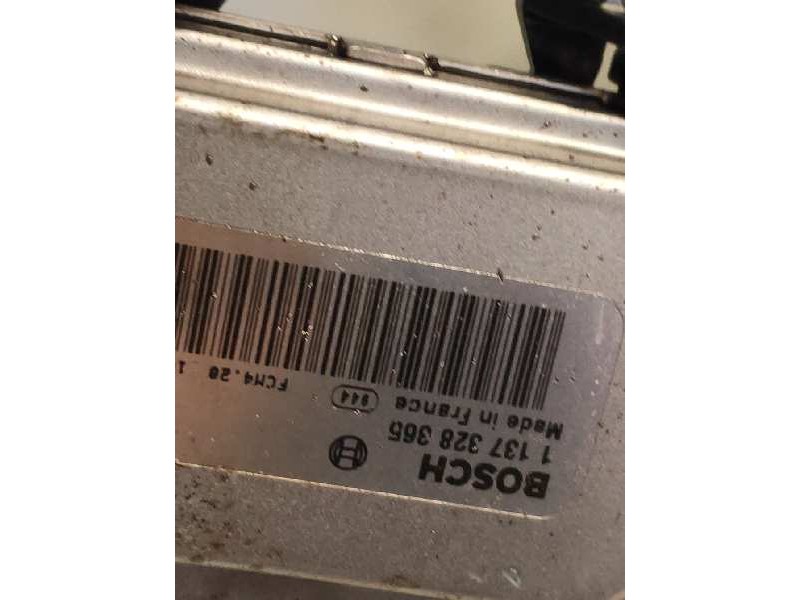 Recambio de electroventilador para volvo c70 cabriolet d4 momentum referencia OEM IAM 0130307139 1137328365 31261990