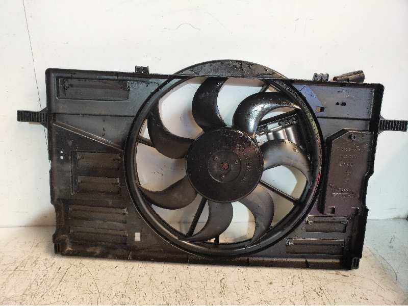 Recambio de electroventilador para volvo c70 cabriolet d4 momentum referencia OEM IAM 0130307139 1137328365 31261990