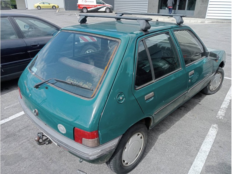 peugeot 205 berlina del año 1997