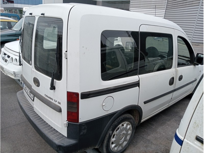 opel combo (corsa c) del año 2002