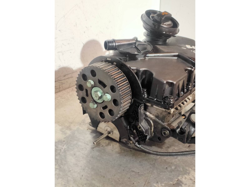 Recambio de culata para volkswagen polo (9n3) advance referencia OEM IAM BNV  