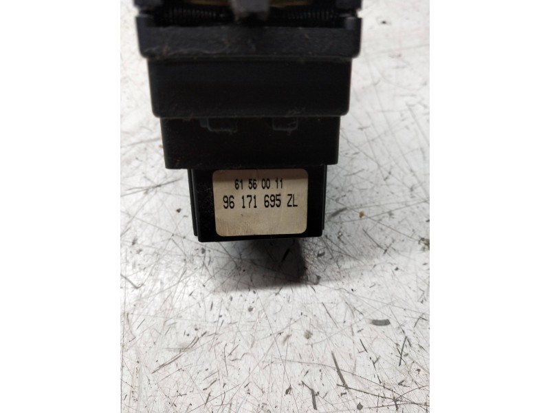 Recambio de mando luces para peugeot 306 berlina 3/5 puertas (s1) xt dt referencia OEM IAM 96171695ZL 61560011 