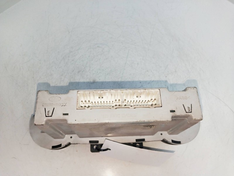 Recambio de mando calefaccion / aire acondicionado para kia cee´d 1.6 crdi cat referencia OEM IAM 972501H600  