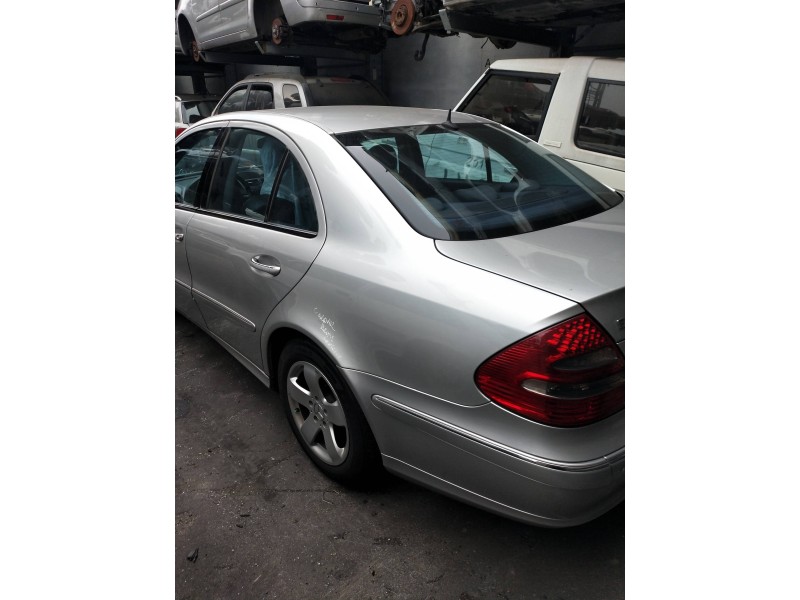 mercedes clase e (w211) berlina del año 2010