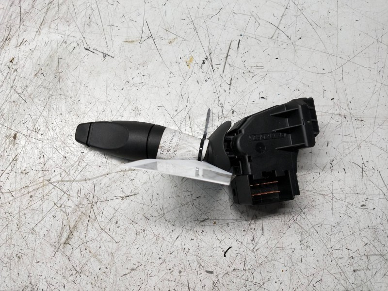 Recambio de mando limpia para ford fiesta (cbk) ambiente referencia OEM IAM 2S6T17A553AA  