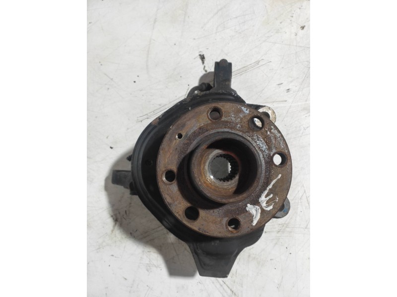 Recambio de mangueta delantera derecha para opel tigra twin top 1.4 16v referencia OEM IAM   
