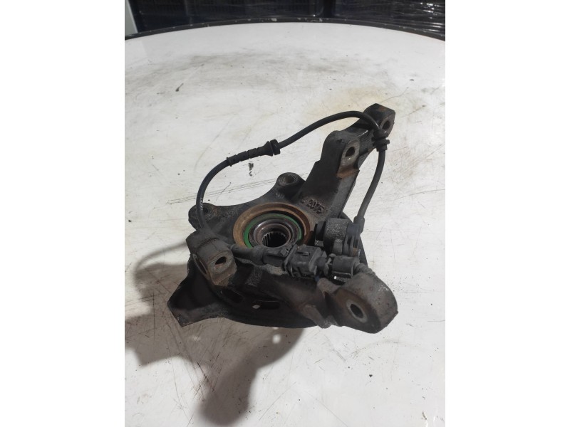 Recambio de mangueta delantera derecha para opel tigra twin top 1.4 16v referencia OEM IAM   