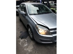 opel astra h berlina del año 2004 2