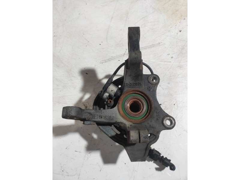 Recambio de mangueta delantera izquierda para opel tigra twin top 1.4 16v referencia OEM IAM   