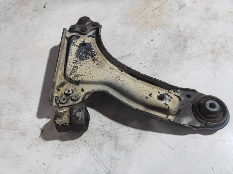 Recambio de brazo suspension inferior delantero izquierdo para opel tigra twin top 1.4 16v referencia OEM IAM   