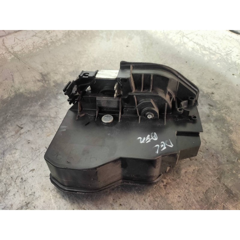 Recambio de motor cierre centralizado delantero derecho para bmw serie 5 lim. (f10) 520d referencia OEM IAM 7229458  