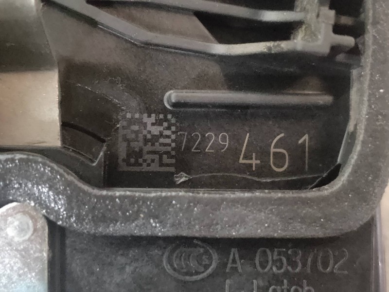 Recambio de motor cierre centralizado delantero izquierdo para bmw serie 5 lim. (f10) 520d referencia OEM IAM 7229461  