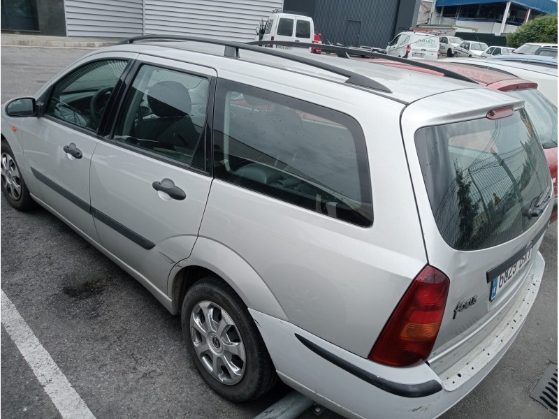 ford focus turnier (cak) del año 2002