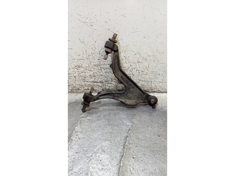 Recambio de brazo suspension inferior delantero izquierdo para volvo s70 berlina 2.5 d / tdi referencia OEM IAM   